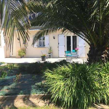 Cote Jardin Des Charmilles Panzió Quettehou Kültér fotó